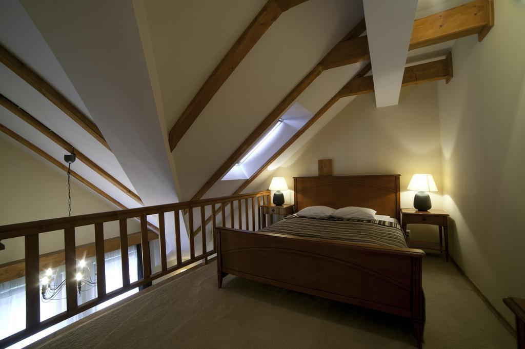 Neohotel Airport Szczyglice Room photo